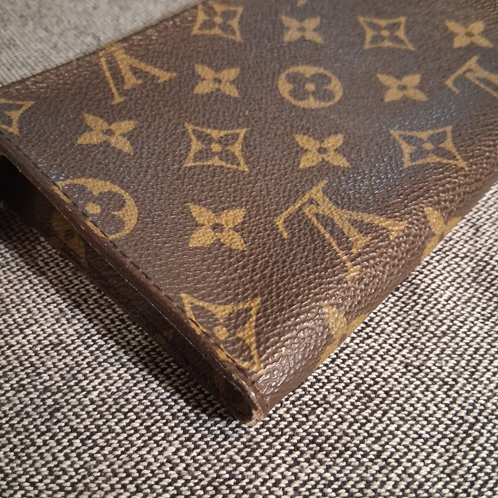 Louis Vuitton Monogram Clutch - Picture 5 of 11
